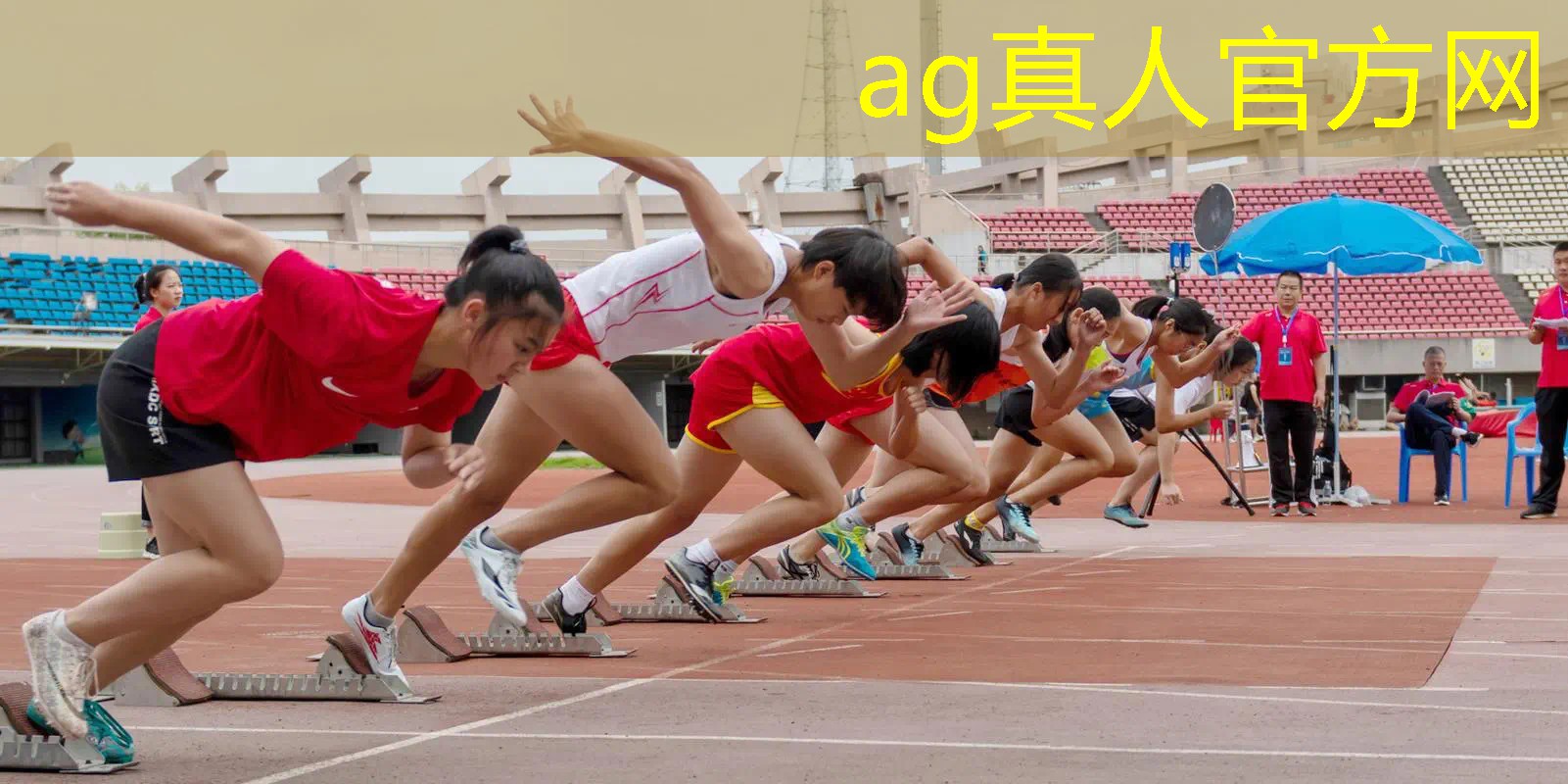 闪耀暖暖游戏里面如何看以前的3D动画